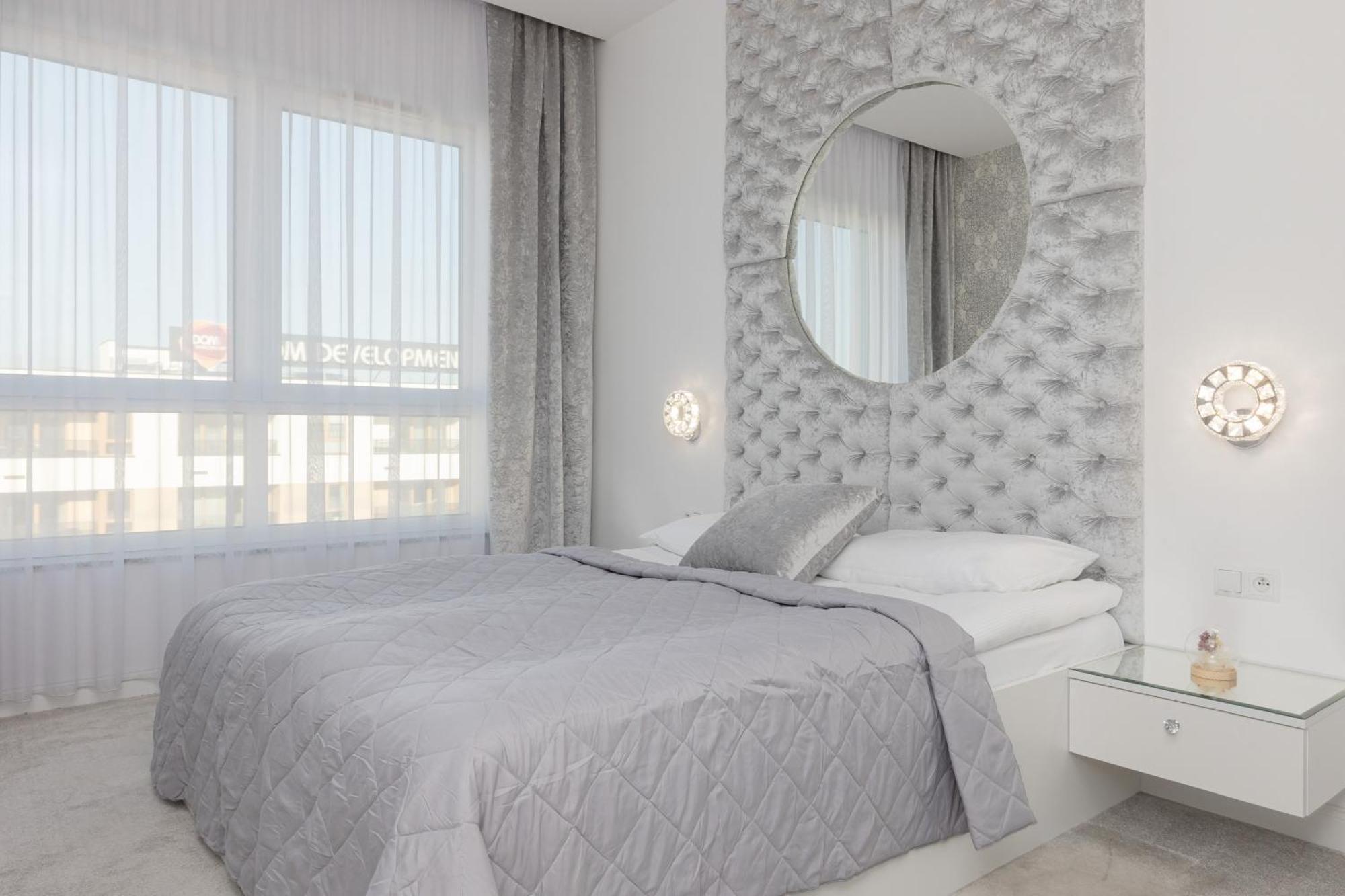 Elegant Apartments With Balcony & Parking Warsaw By Noclegi Renters Buitenkant foto